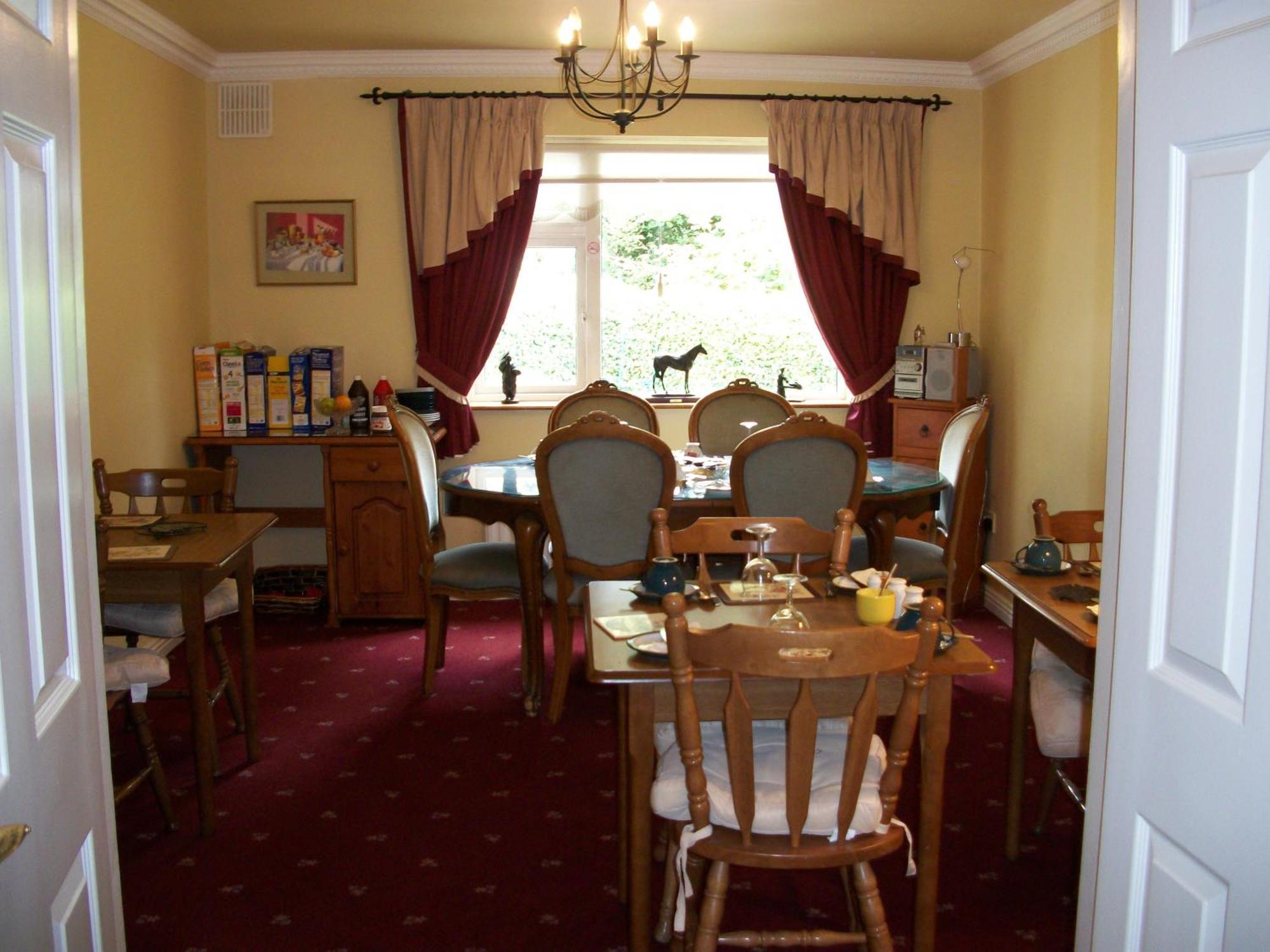 Corrib View Guesthouse H91Rr72 Galway Exterior photo